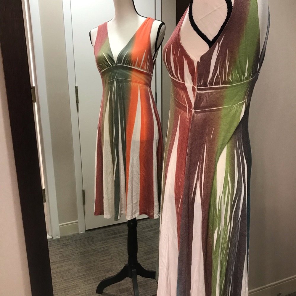 Sun Dress - Picture 2 of 4